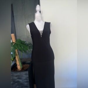 Alice + Olivia Elegant Black Backless Dress